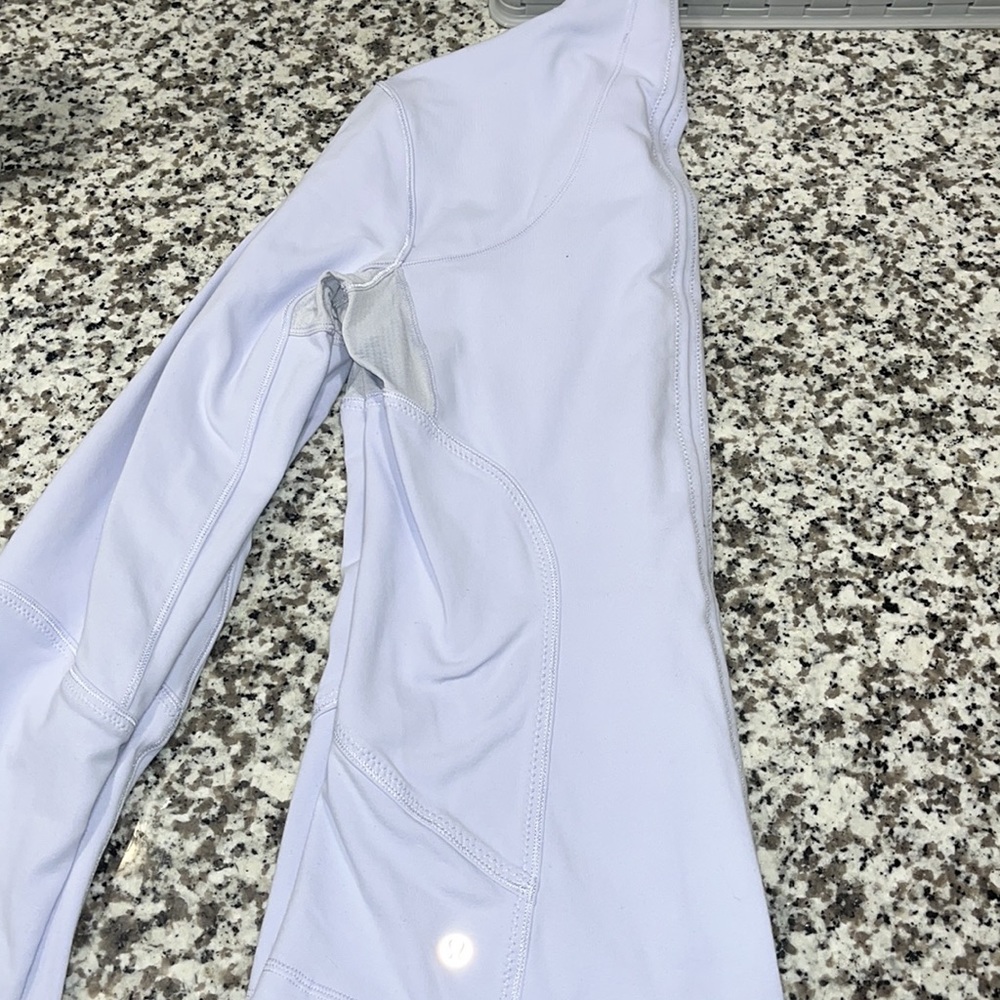 define lululemon jacket - Picture 2 of 3